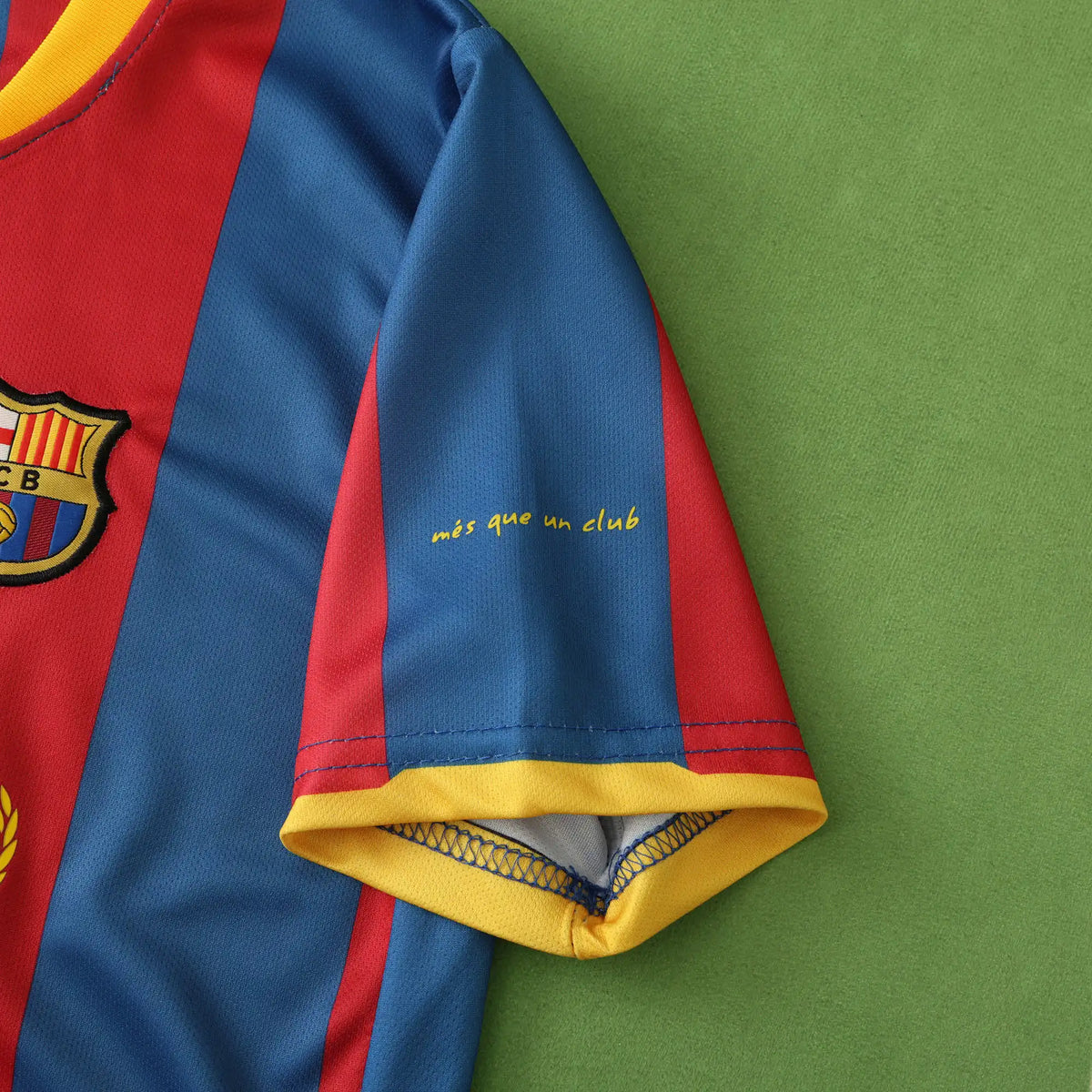 Lionel Messi Barcelona 2011 London Final Kids Retro Football Jersey Kit Pulses Football
