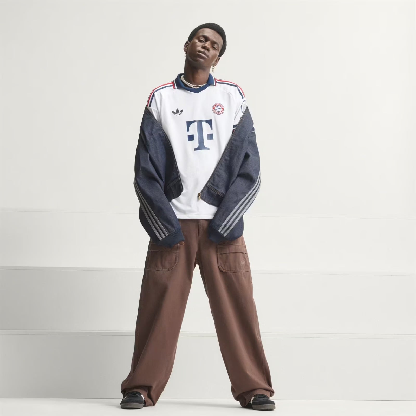 Bayern 26/27 Away Player Jersey Pulses Football