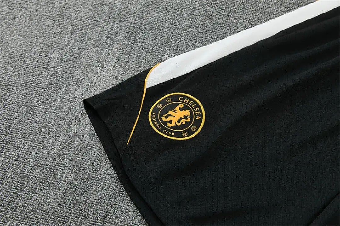 Chelsea 2026/27 Strike Training Kit Pulses Football