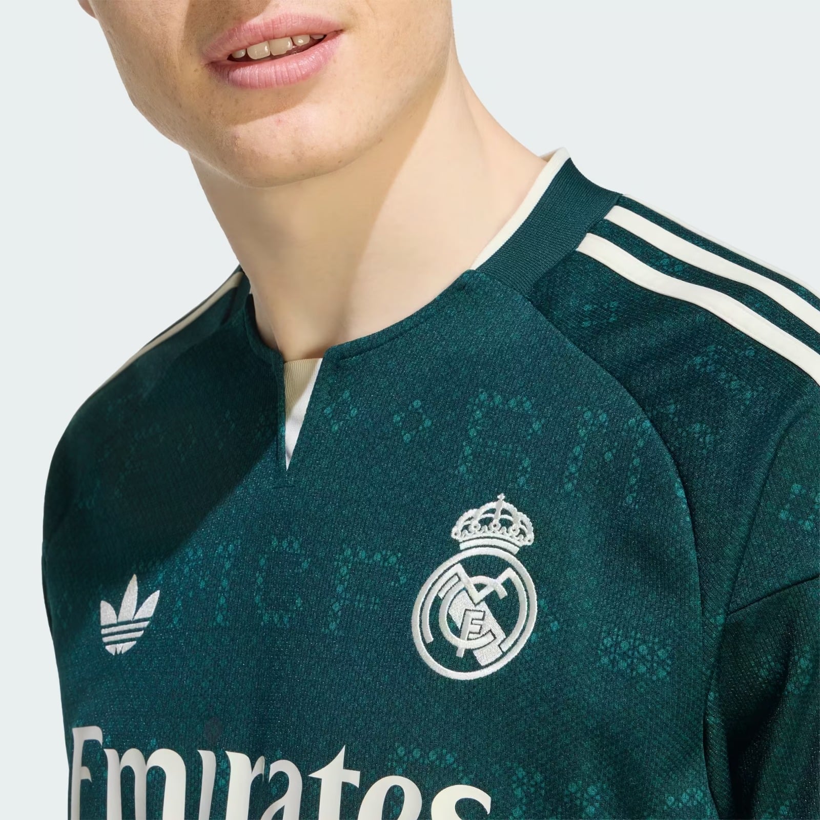Real Madrid 2026/27 Away Jersey Pulses Football