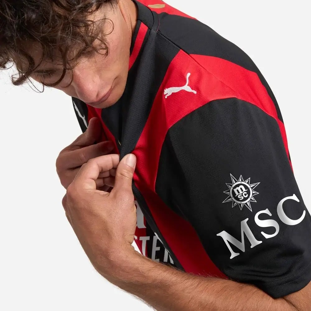 AC Milan 2026/27 Home Jersey Pulses Football