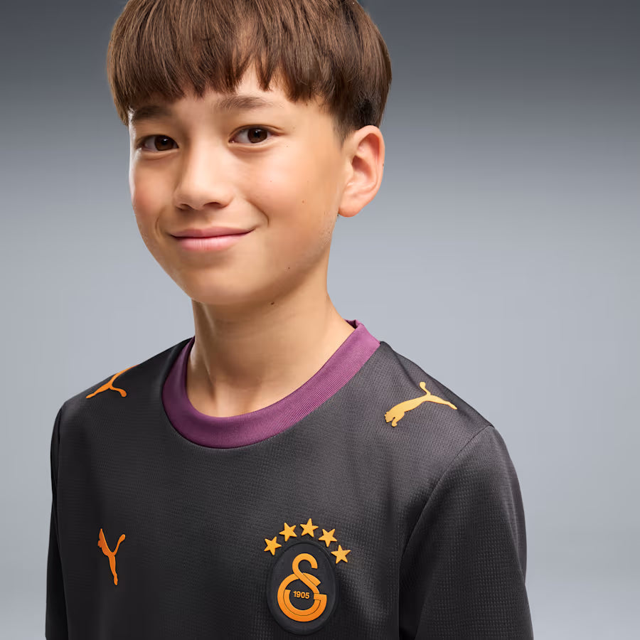 Galatasaray 26/27 Away Kit – Kids Pulses Football