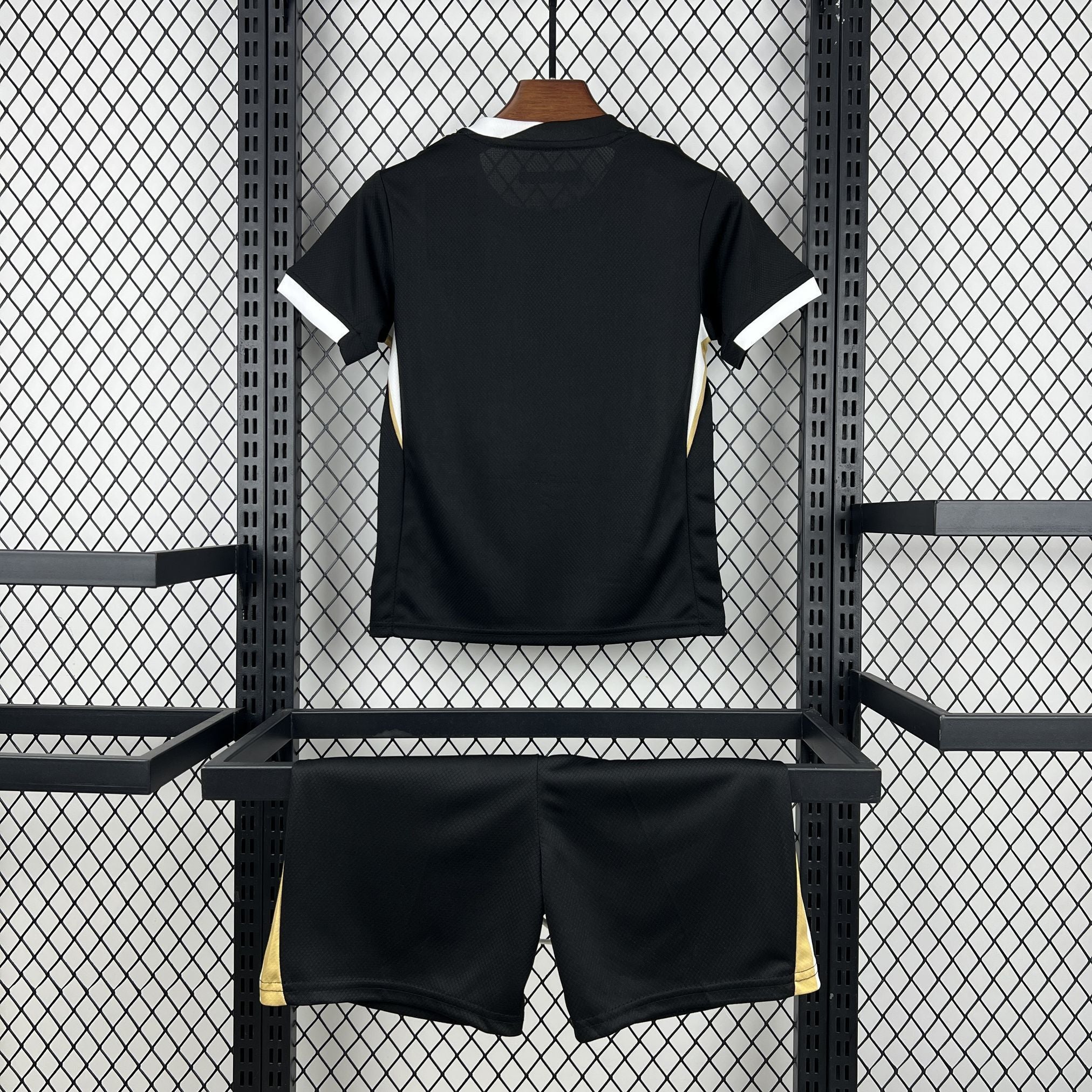 Home 26/27 Kids Kit Pulses Football