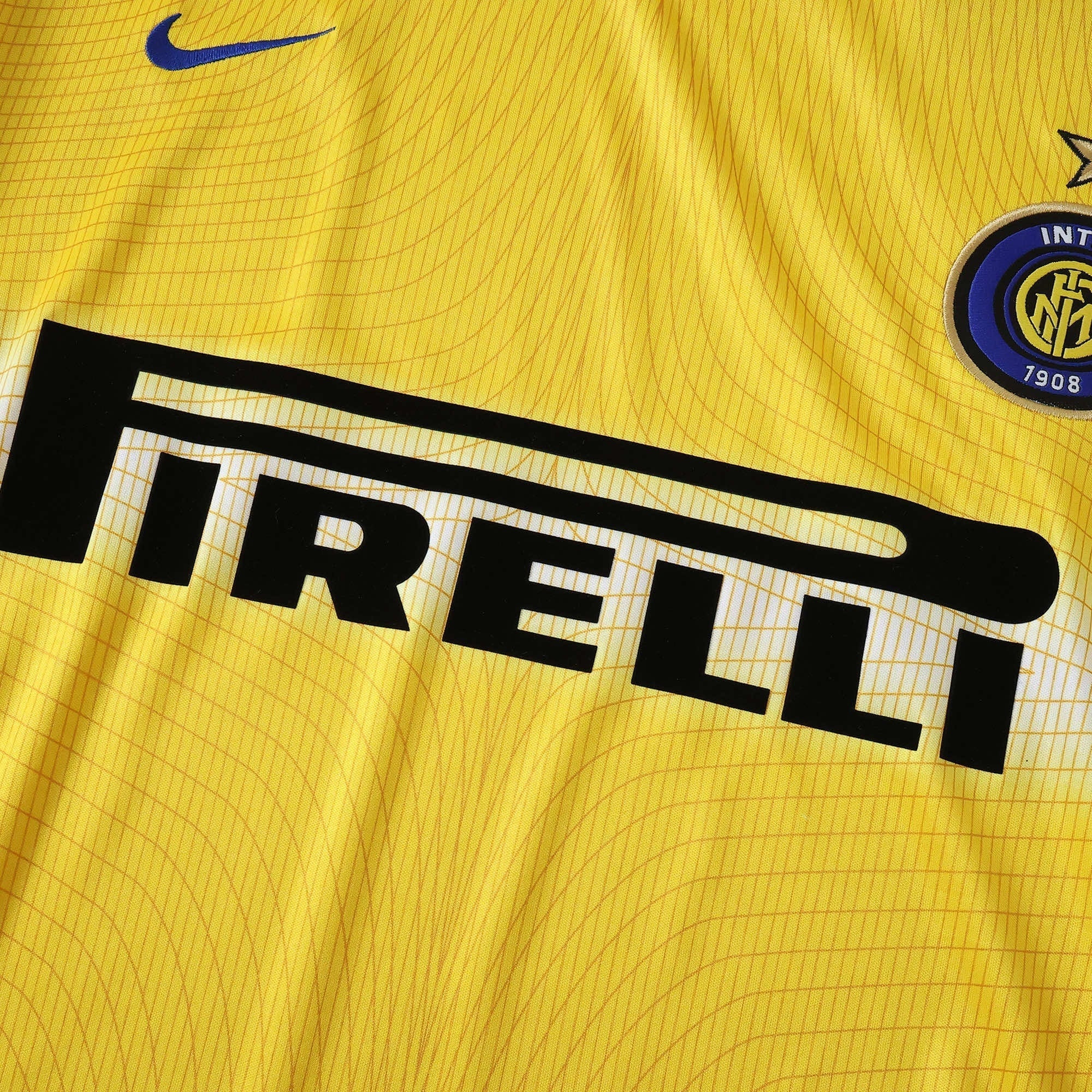 Inter Milan - Retro Third 2002/03 Jersey Pulses Football