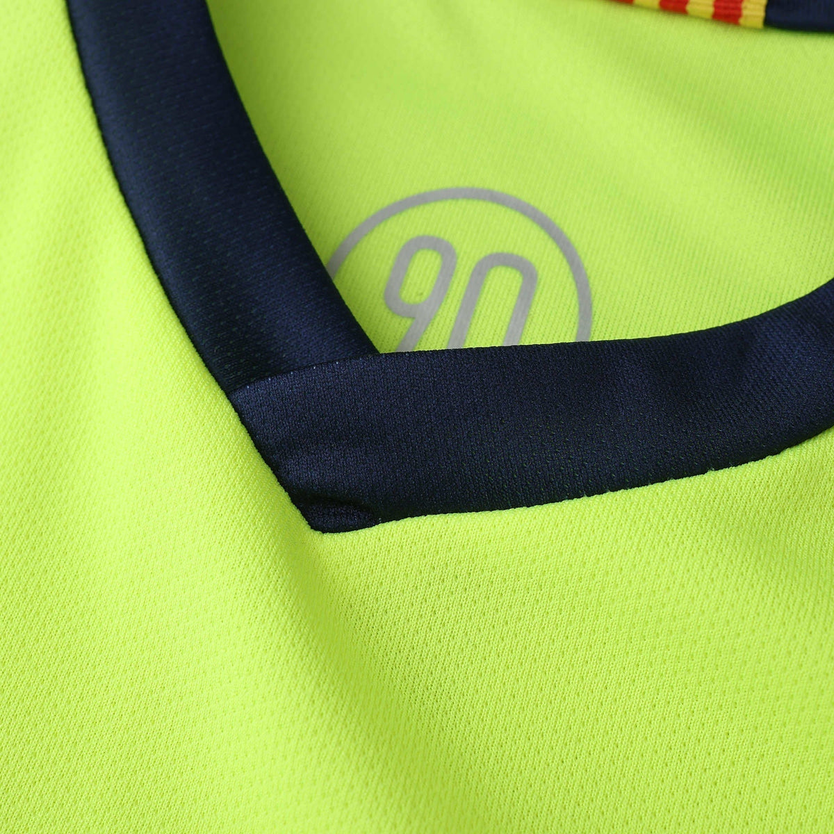 Retro Away 2005/06 Shirt Pulses Football