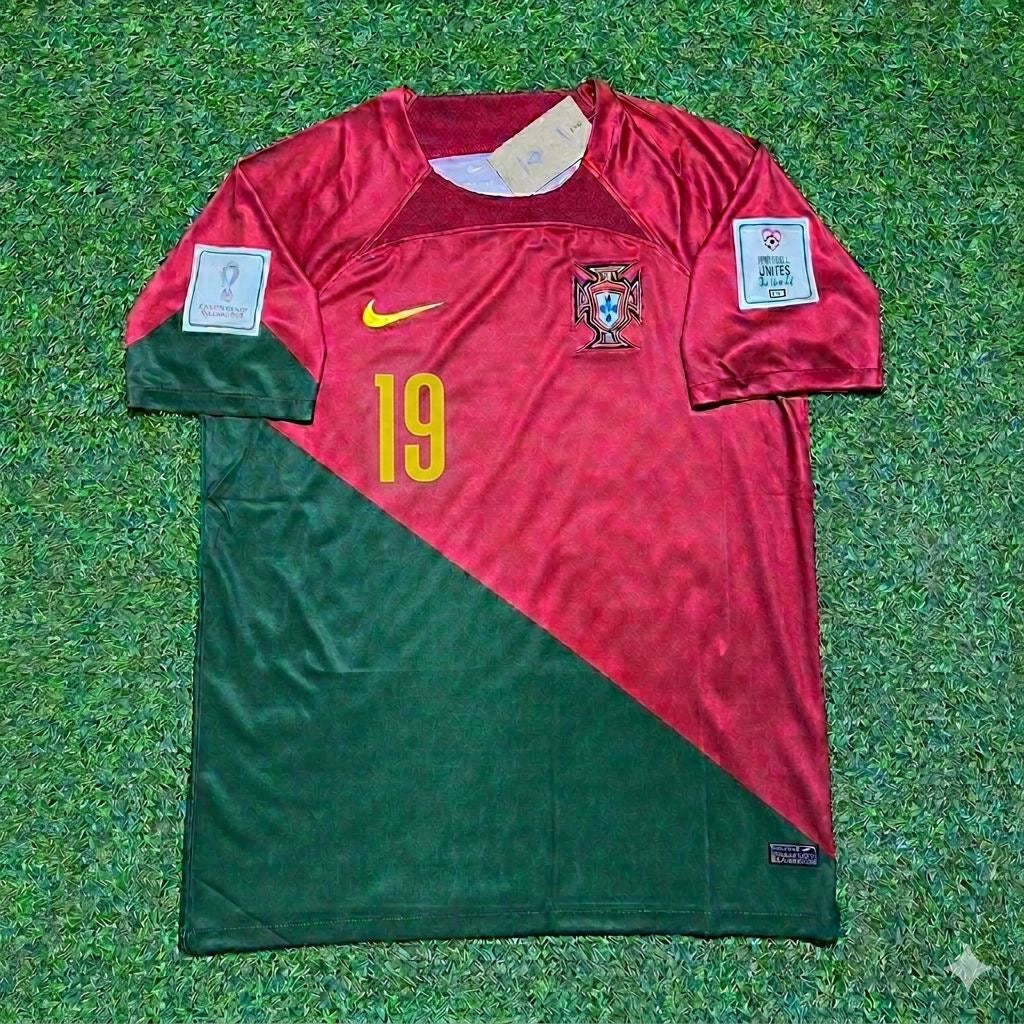 Nuno Mendes #19 Portugal 2022 World Cup Home Retro Football Jersey Pulses Football
