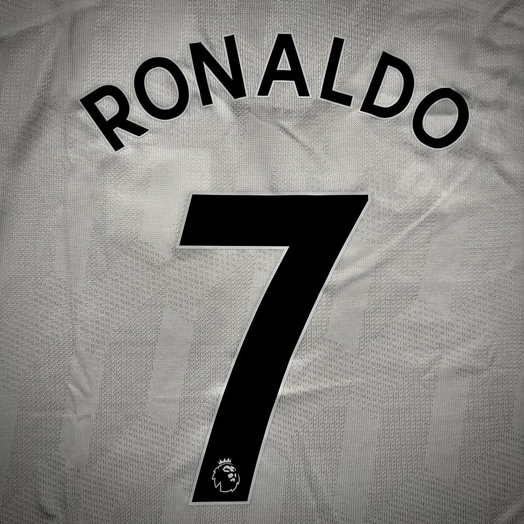 Cristiano Ronaldo Manchester United White 2022 2023 Premier League Jersey Trikot Pulses Football