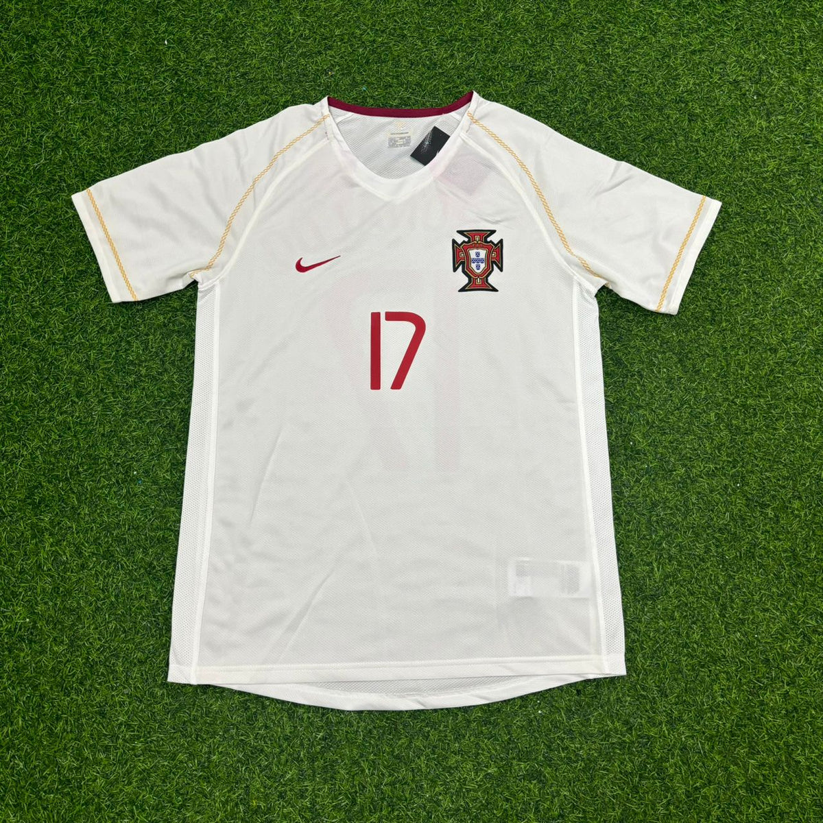 Cristiano Ronaldo 17 Portugal Debut Retro White Football Jersey Pulses Football