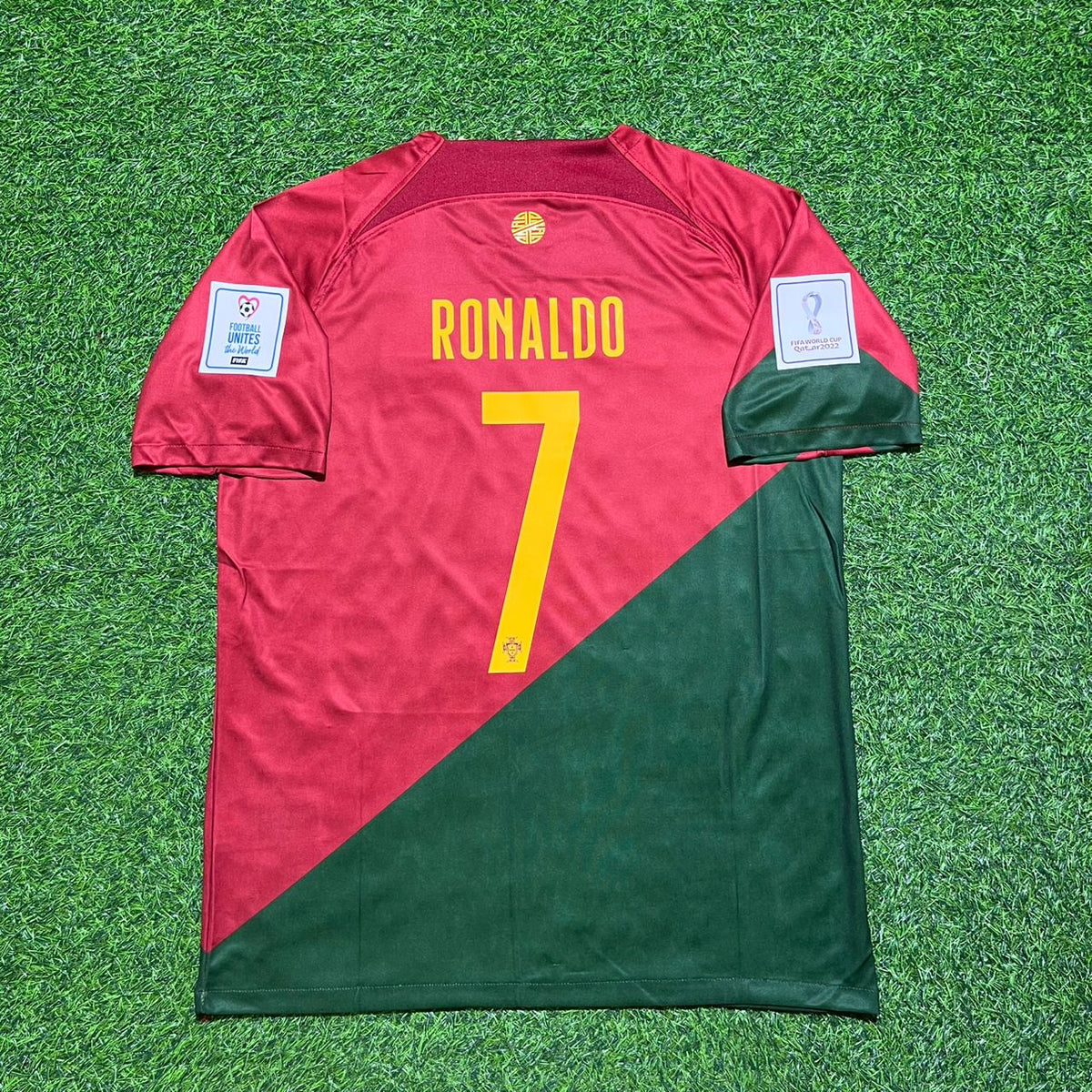 Cristiano Ronaldo #7 Portugal 2022 World Cup Home Retro Football Jersey Pulses Football