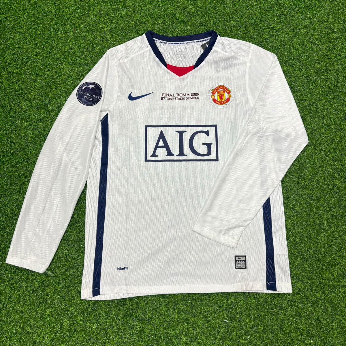 Cristiano Ronaldo Manchester United 2009 CL Final White Long-Sleeve Retro Football Shirt Pulses Football