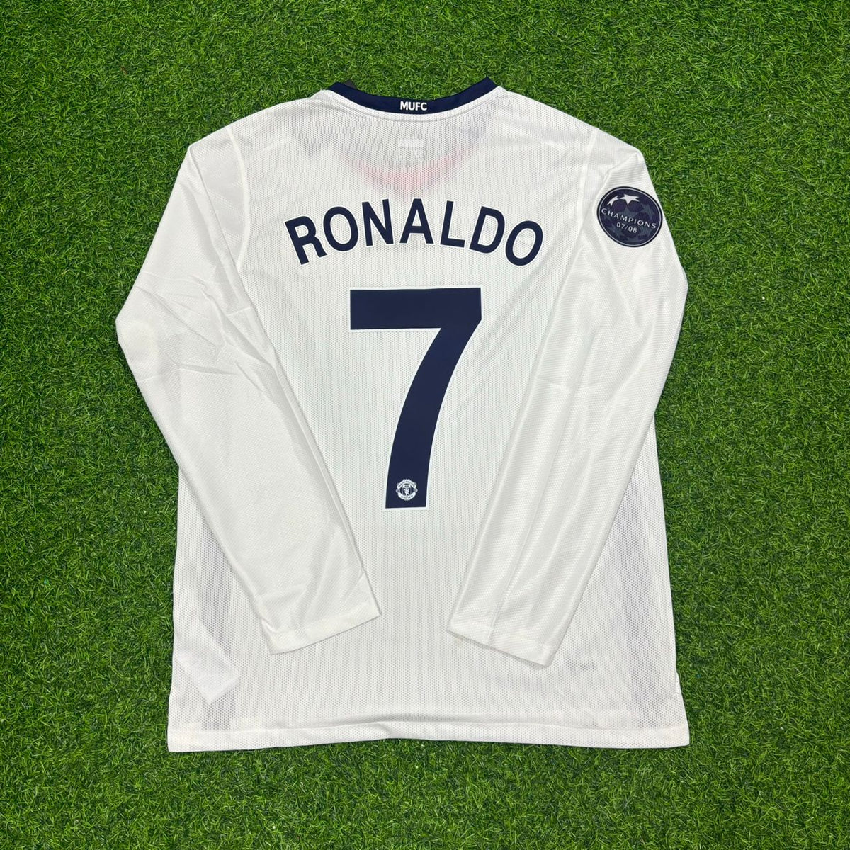 Cristiano Ronaldo Manchester United 2009 CL Final White Long-Sleeve Retro Football Shirt Pulses Football