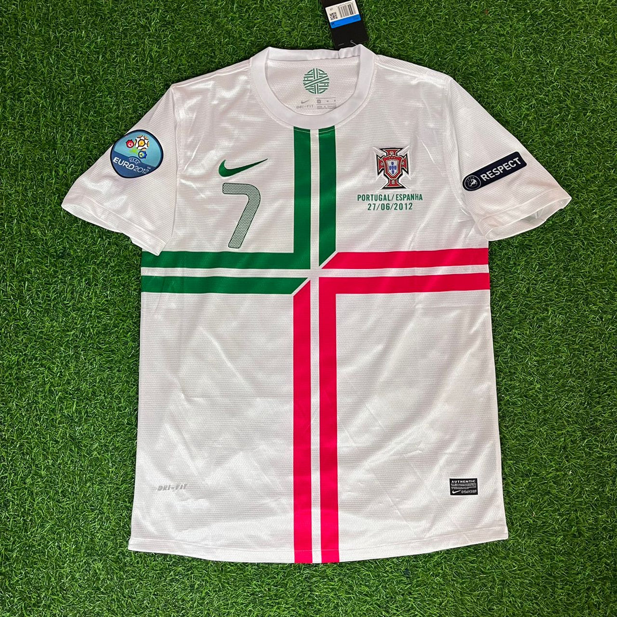 Cristiano Ronaldo Portugal EURO 2012 Retro Jersey Pulses Football