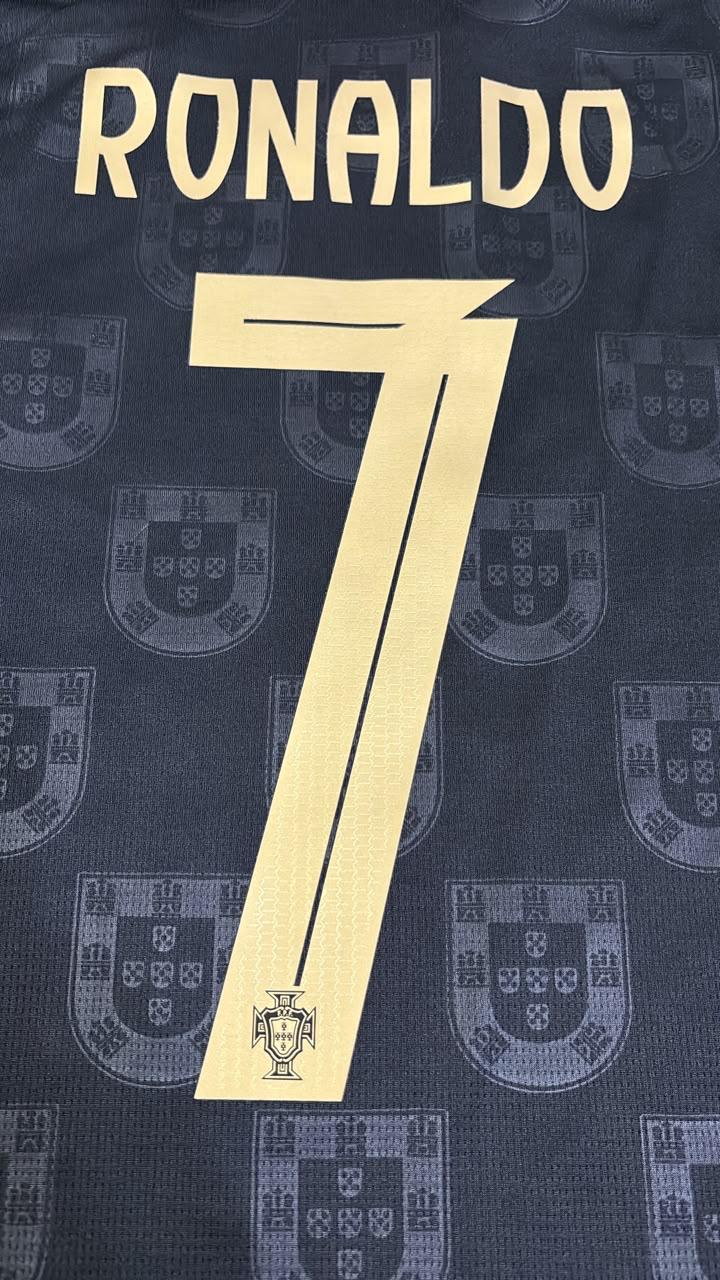 Cristiano Ronaldo Portugal 2026 World Cup Black Legacy Patch Long Sleeve Football Jersey Pulses Football