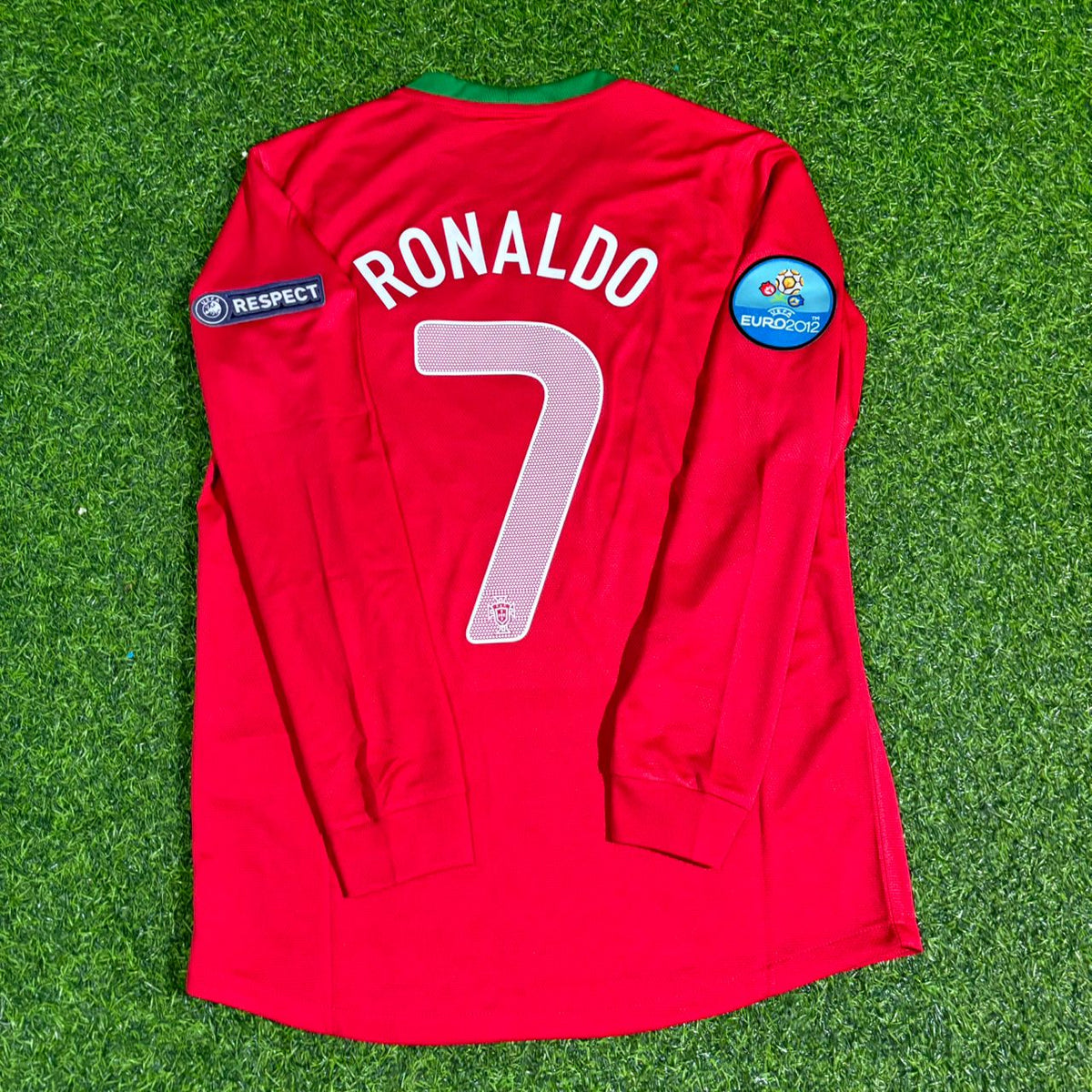 Cristiano Ronaldo Portugal EURO 2012 Long Sleeve Retro Football Jersey Pulses Football