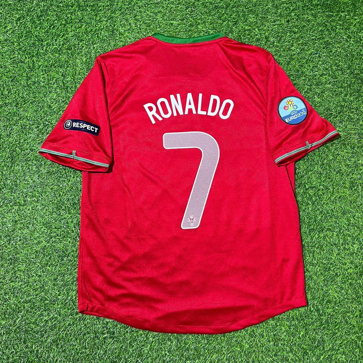 Cristiano Ronaldo Portugal Euro 2012 Red Retro Football Jersey Kit Pulses Football