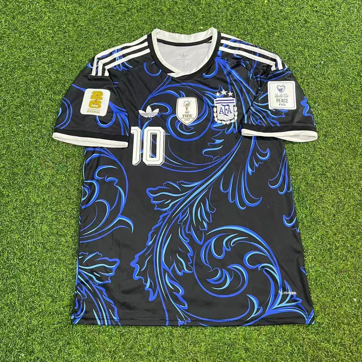 Lionel Messi #10 Argentina 2026 World Cup Golden Patch Football Jersey Kit Pulses Football