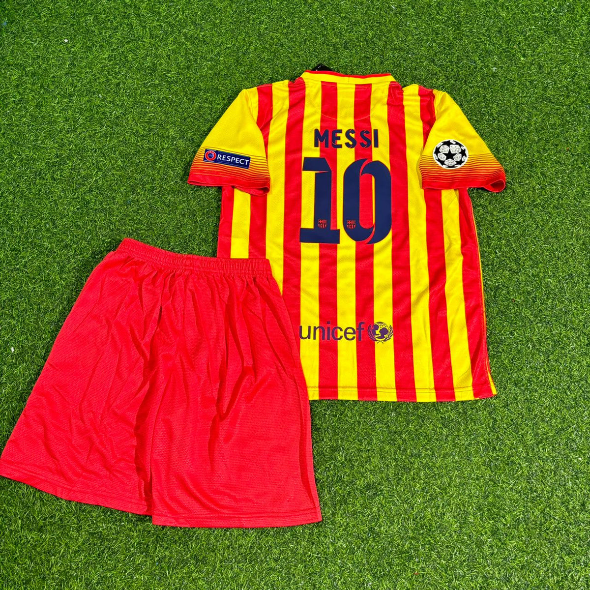 Lionel Messi #10 Barcelona 2013-2014 Kids Yellow Red Retro Football Jersey Pulses Football