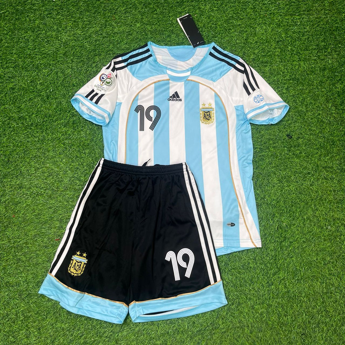 Lionel Messi Argentina 2006 World Cup Kids Retro Football Jersey Pulses Football