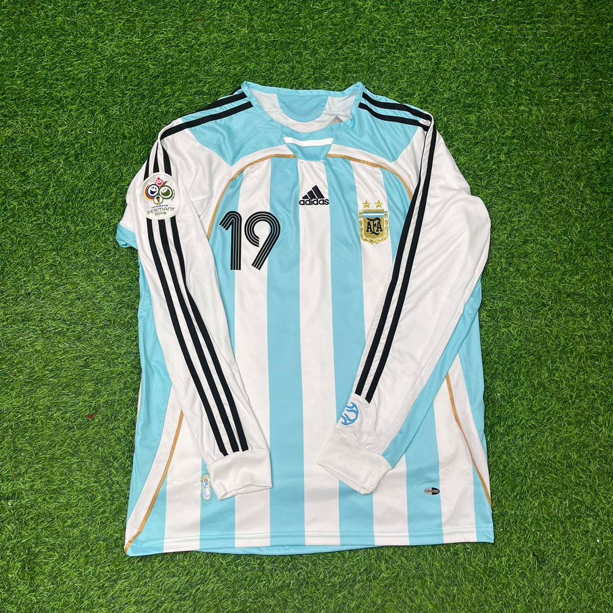 Lionel Messi Argentina 2006 World Cup Retro Long Sleeve Football Jersey Pulses Football
