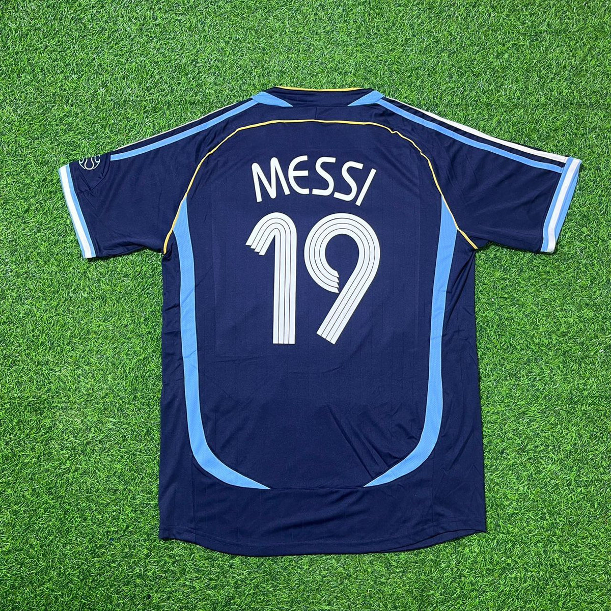 Lionel Messi Argentina 2006 World Cup Dark Blue Home Retro Football Jersey Kit Pulses Football
