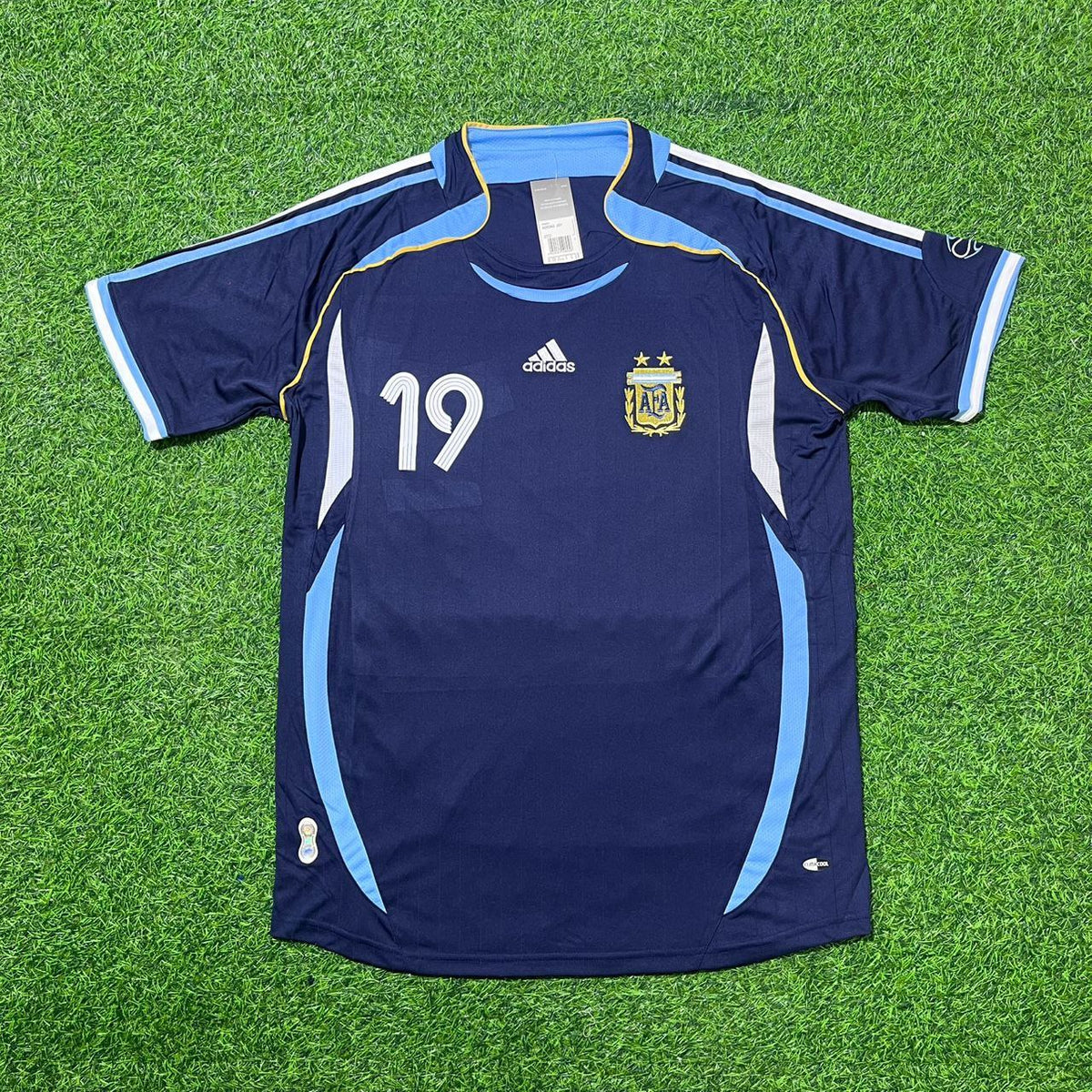 Lionel Messi Argentina 2006 World Cup Dark Blue Home Retro Football Jersey Kit Pulses Football