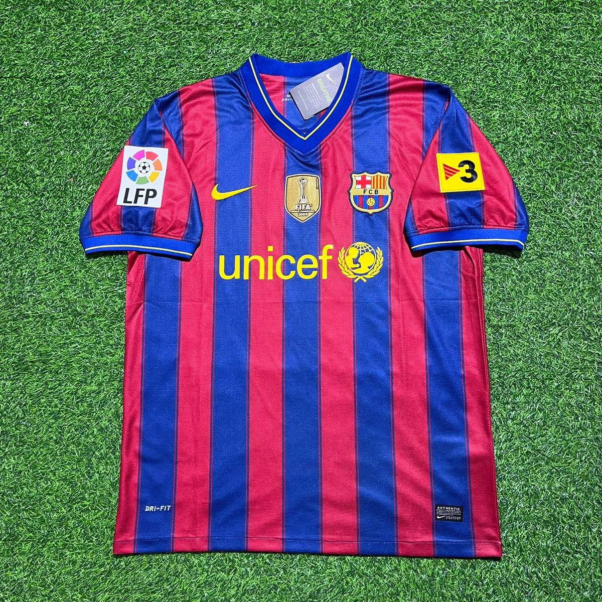 Lionel Messi Barcelona 2009-2010 Home Retro Football Jersey Pulses Football
