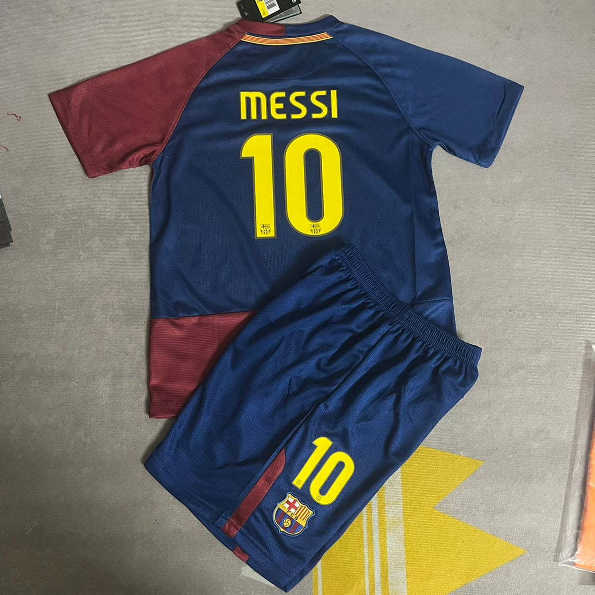 Lionel Messi Barcelona Champion League Final Home Kids Kit Kindertrikot Maillot Enfant Kindertrui (Ages 3-13) Soccer Shirt Pulses Football