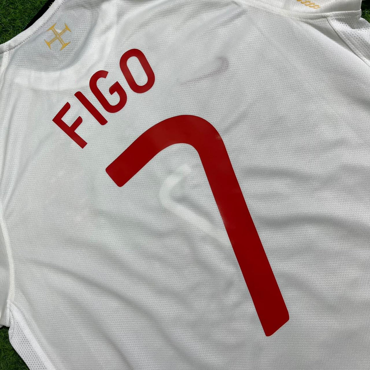 Luis Figo Portugal 2002 Retro White Debut Football Jersey Pulses Football
