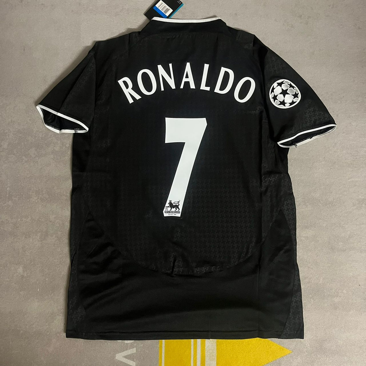 Cristiano Ronaldo Manchester United 2003 2004 Retro Black Jersey Trikot Pulses Football