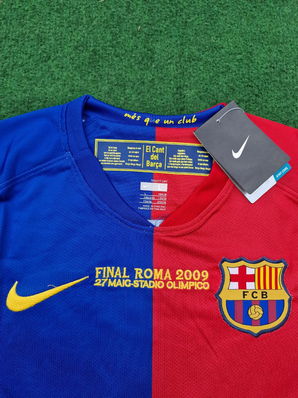 Lionel Messi Barcelona 2009 Champions League Final Retro Jersey Pulses Football