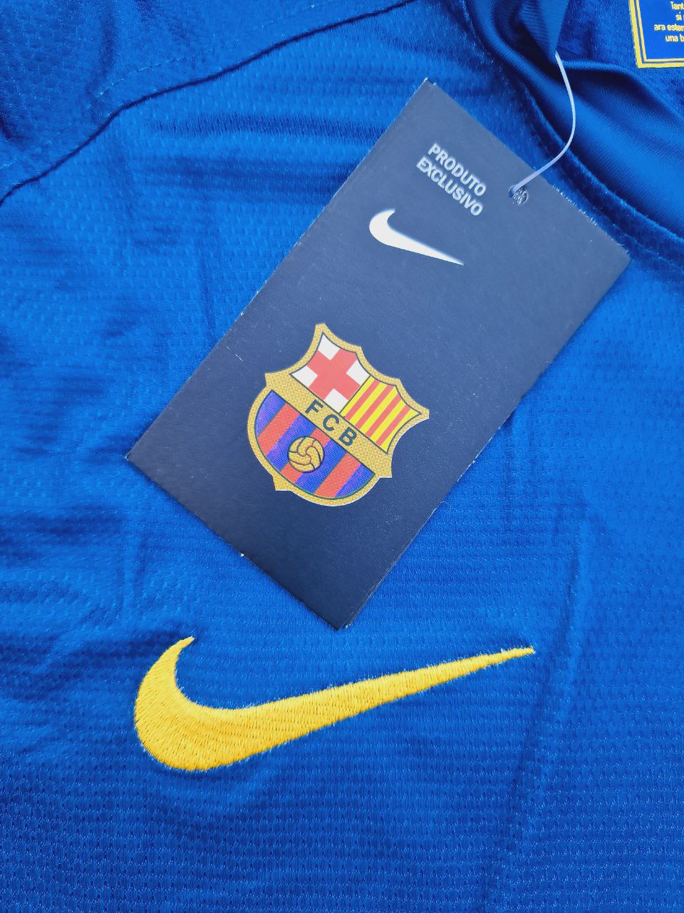 Lionel Messi Barcelona 2009 Champions League Final Retro Jersey Pulses Football