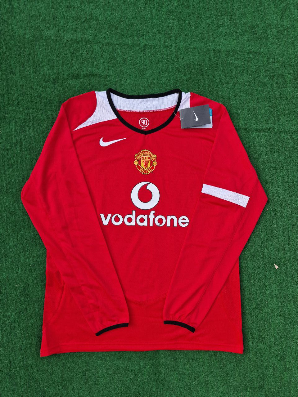 Cristiano Ronaldo Manchester United 2005 Retro Football Jersey Pulses Football