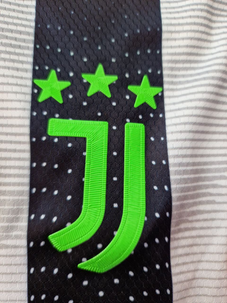 Cristiano Ronaldo 7 – Juventus 2019-20 Home Jersey | Retro Kit | Maillot | Trikot Pulses Football