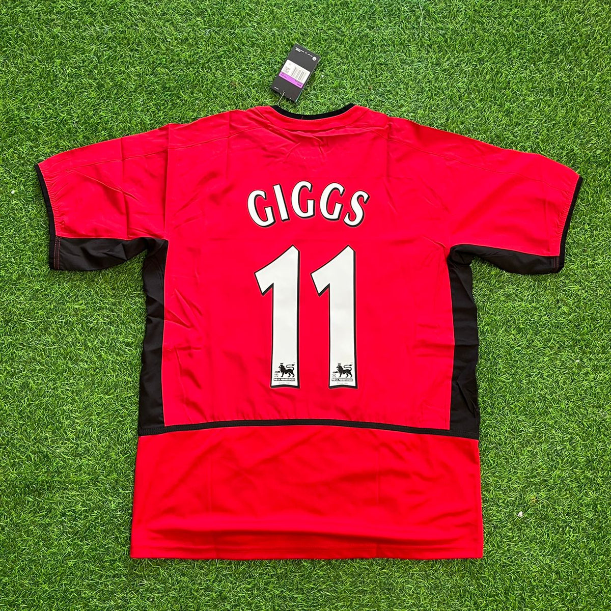 Ryan Giggs Manchester United 2002/2004 Red Retro Football Jersey Pulses Football