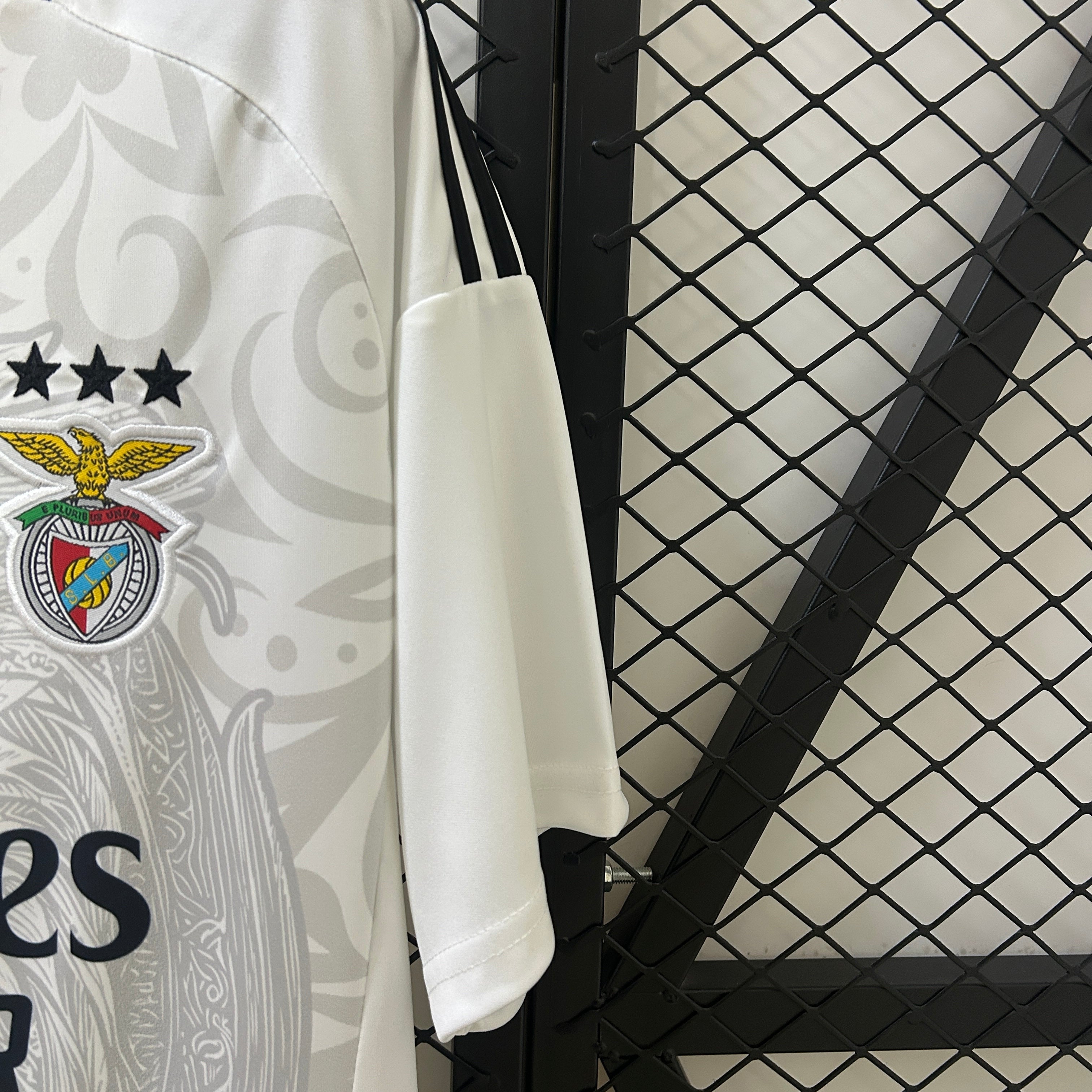 Camisola Benfica Águia Branca 2025/26 - ÚLTIMAS UNIDADES! 🔥🦅