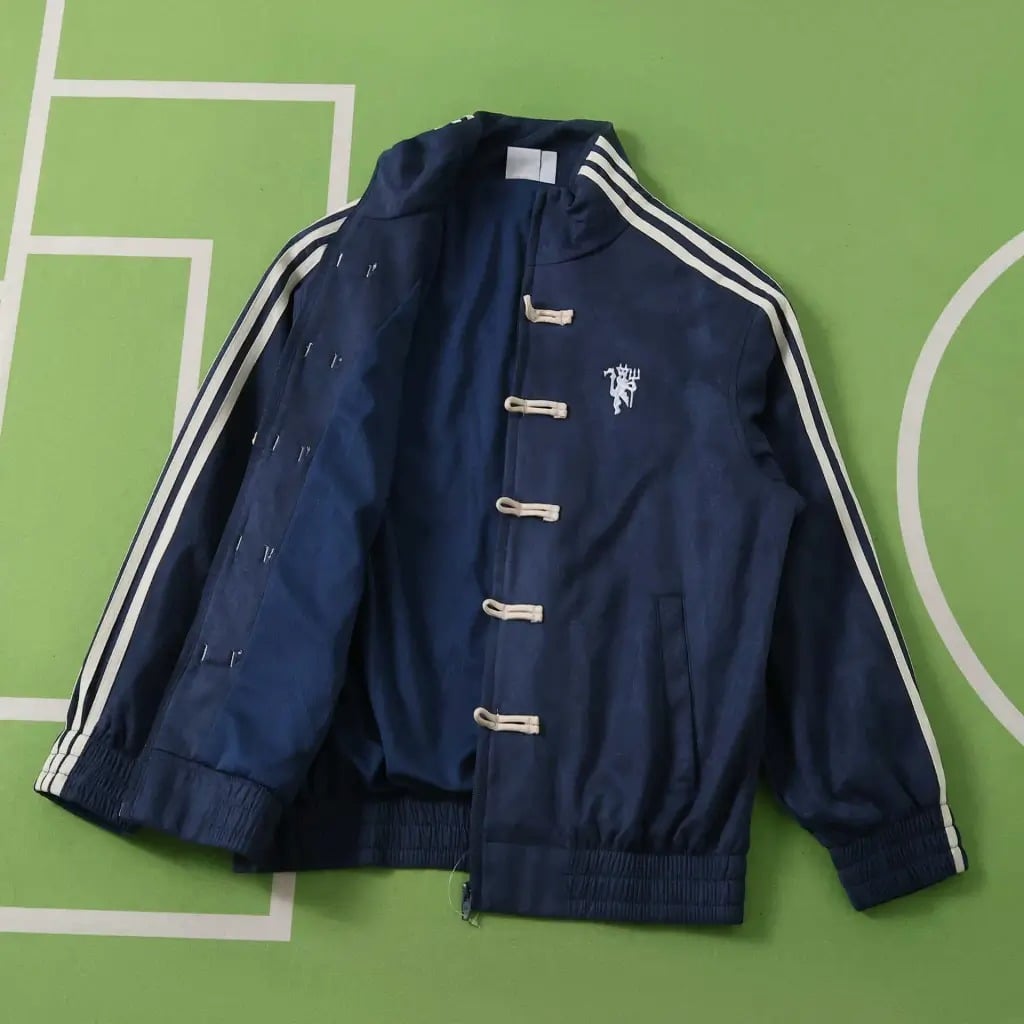 Manchester United 2026/27 Chinese New Year Tang Track Jacket Pulses Football