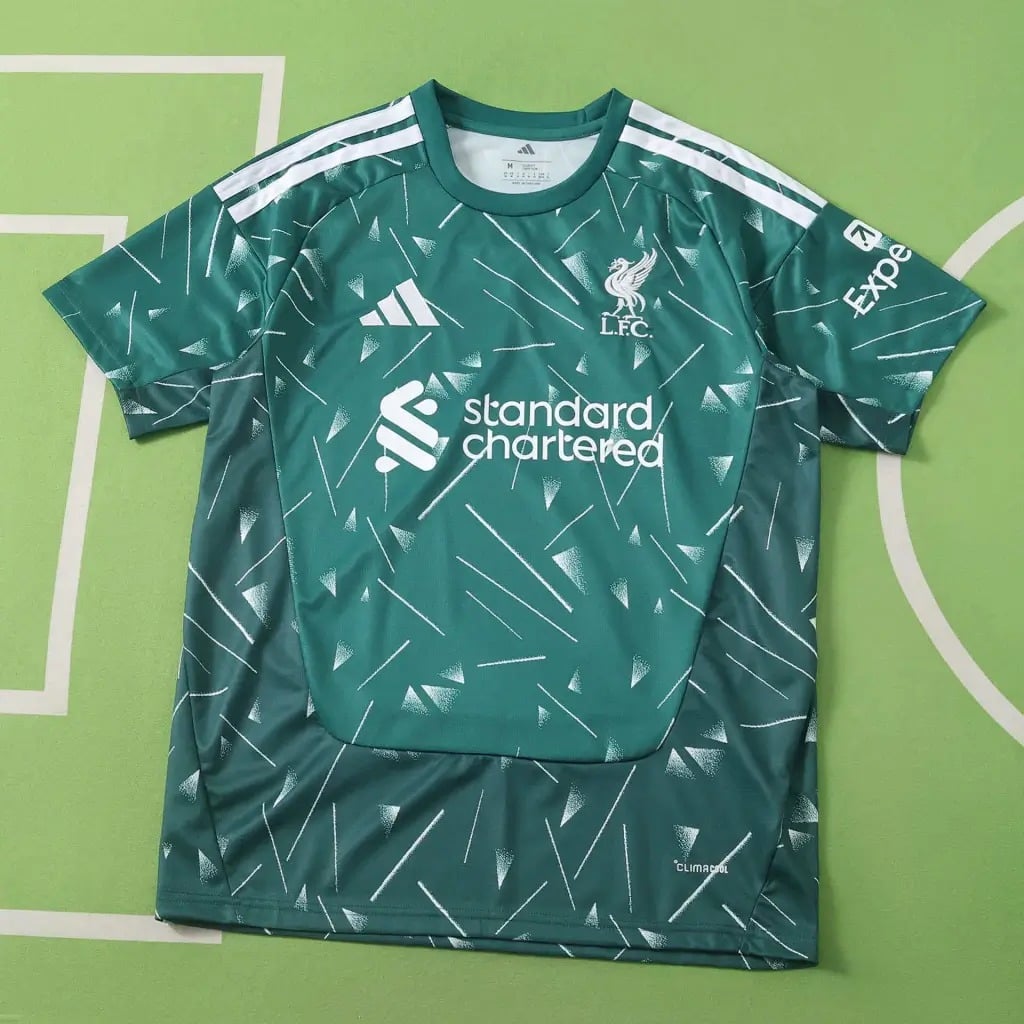 Liverpool 2026/27 Goalkeeper Jersey Pulses Football