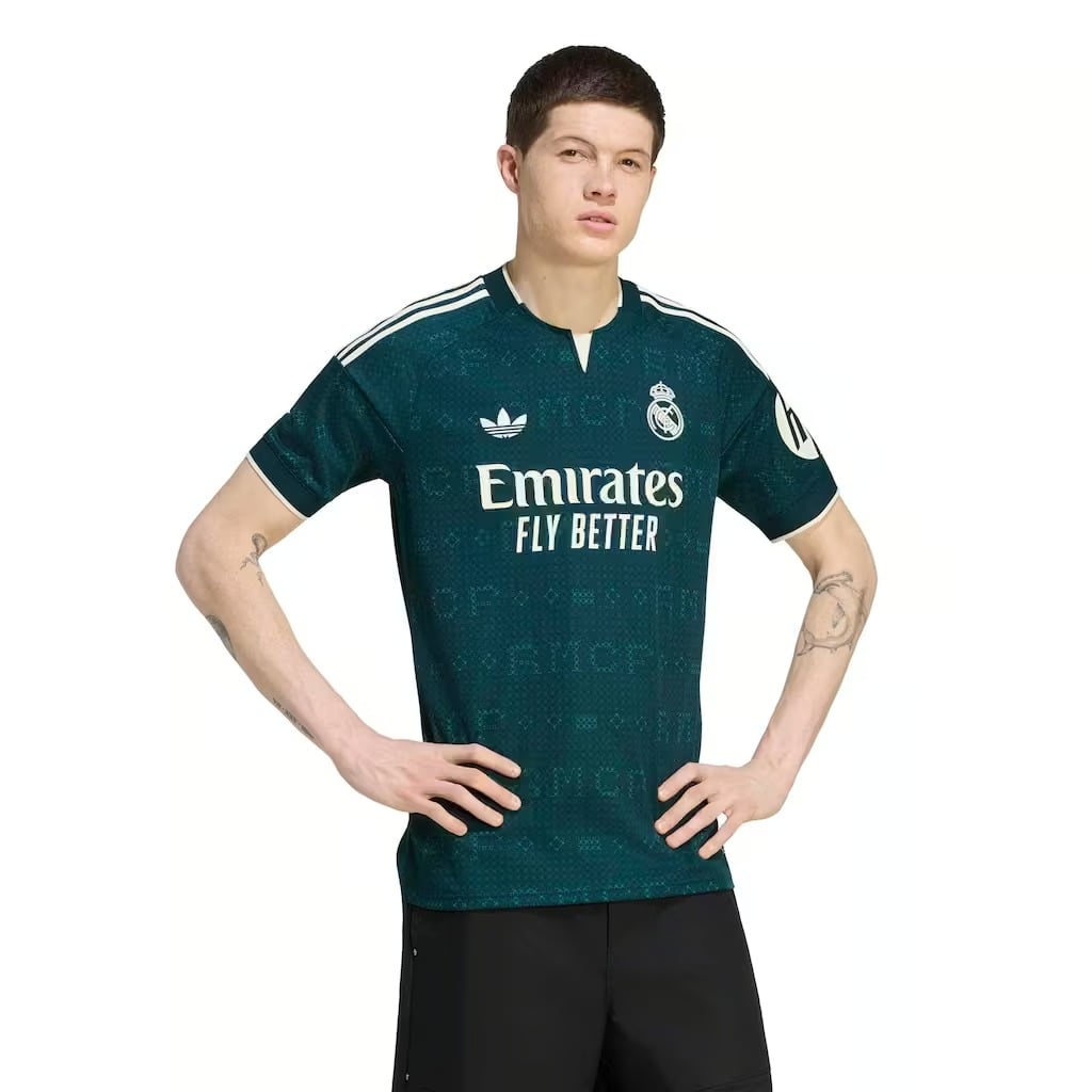 Real Madrid 2026/27 Away Jersey Pulses Football
