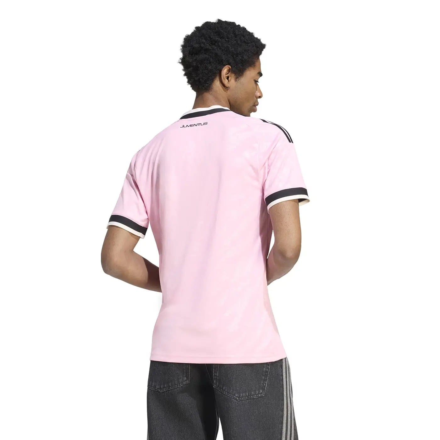 Juventus 2026/27 Away Jersey Pulses Football