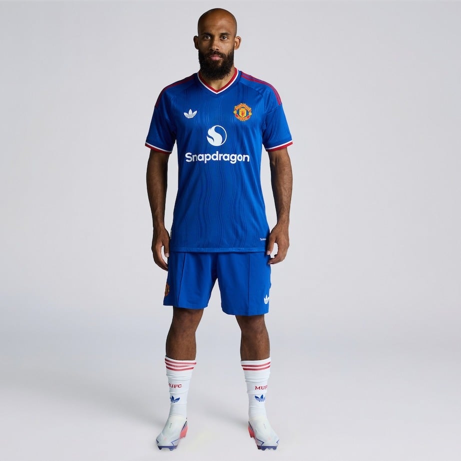 Manchester United 26/27 Away Player Jersey Pulses Football