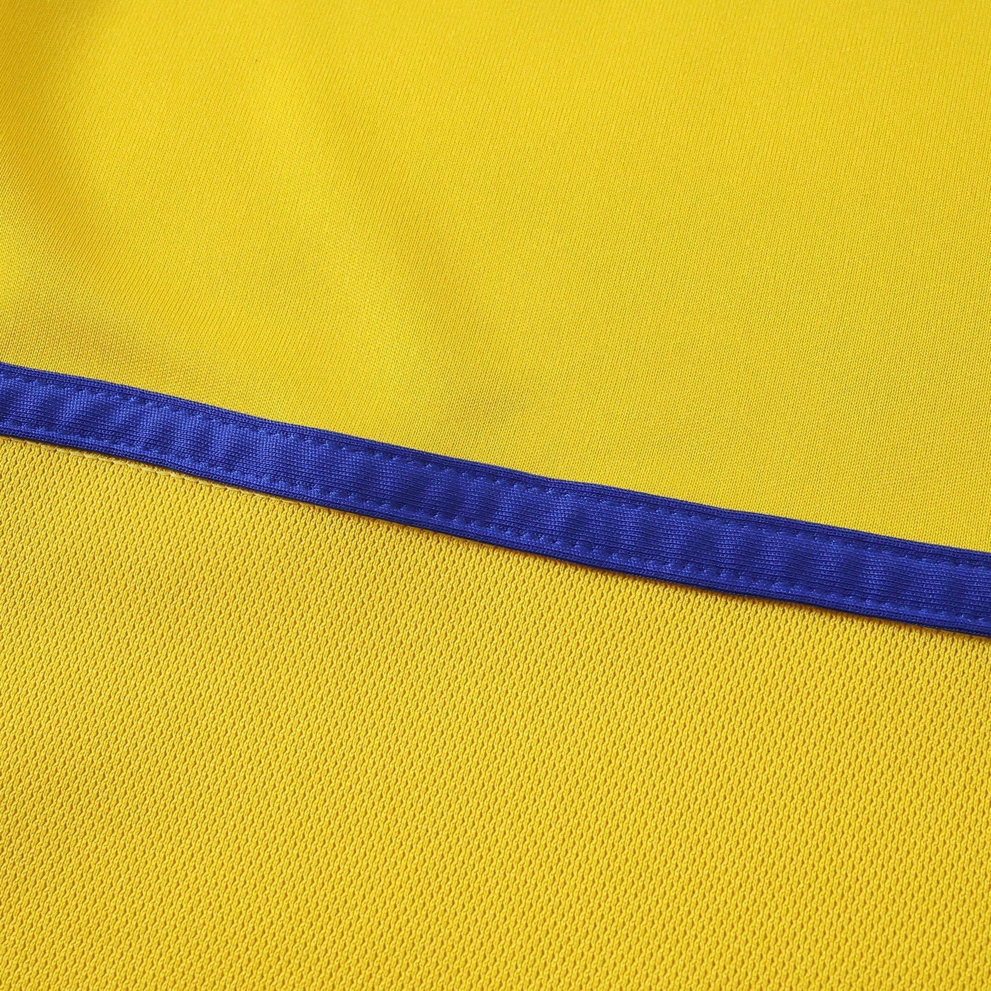 Inter Milan - Retro Third 2002/03 Jersey Pulses Football