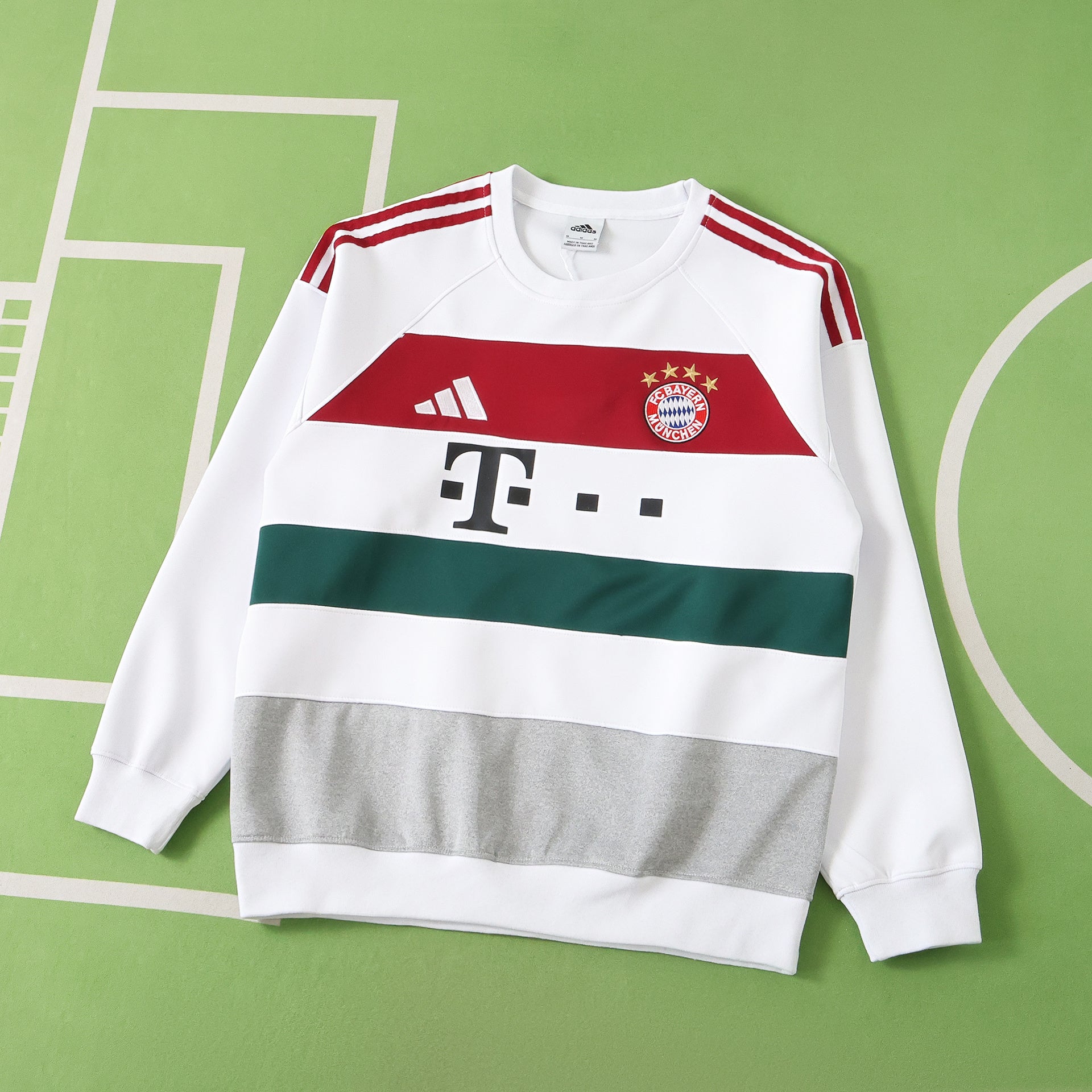 Men Sweatshirt  FC Bayern Munich 2026