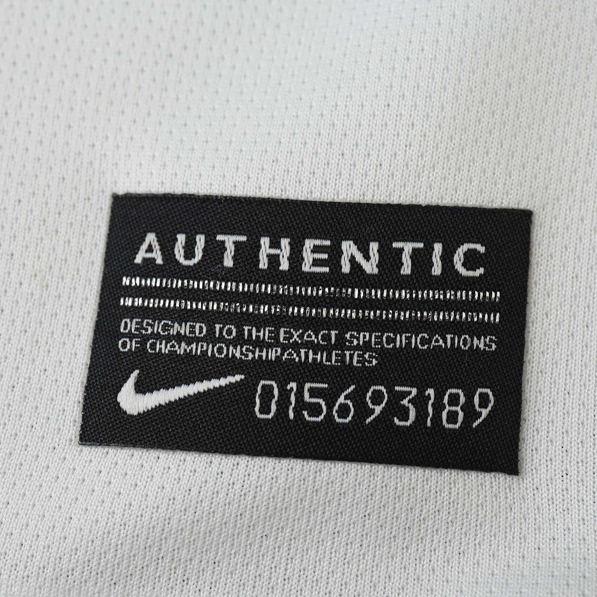Inter Milan - Retro Away 2010 Jersey Pulses Football