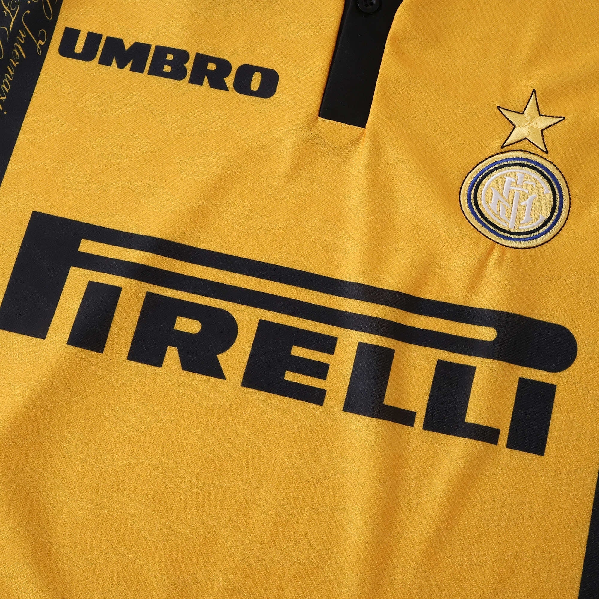 Inter Milan - Retro Third 1996/97 Jersey Pulses Football