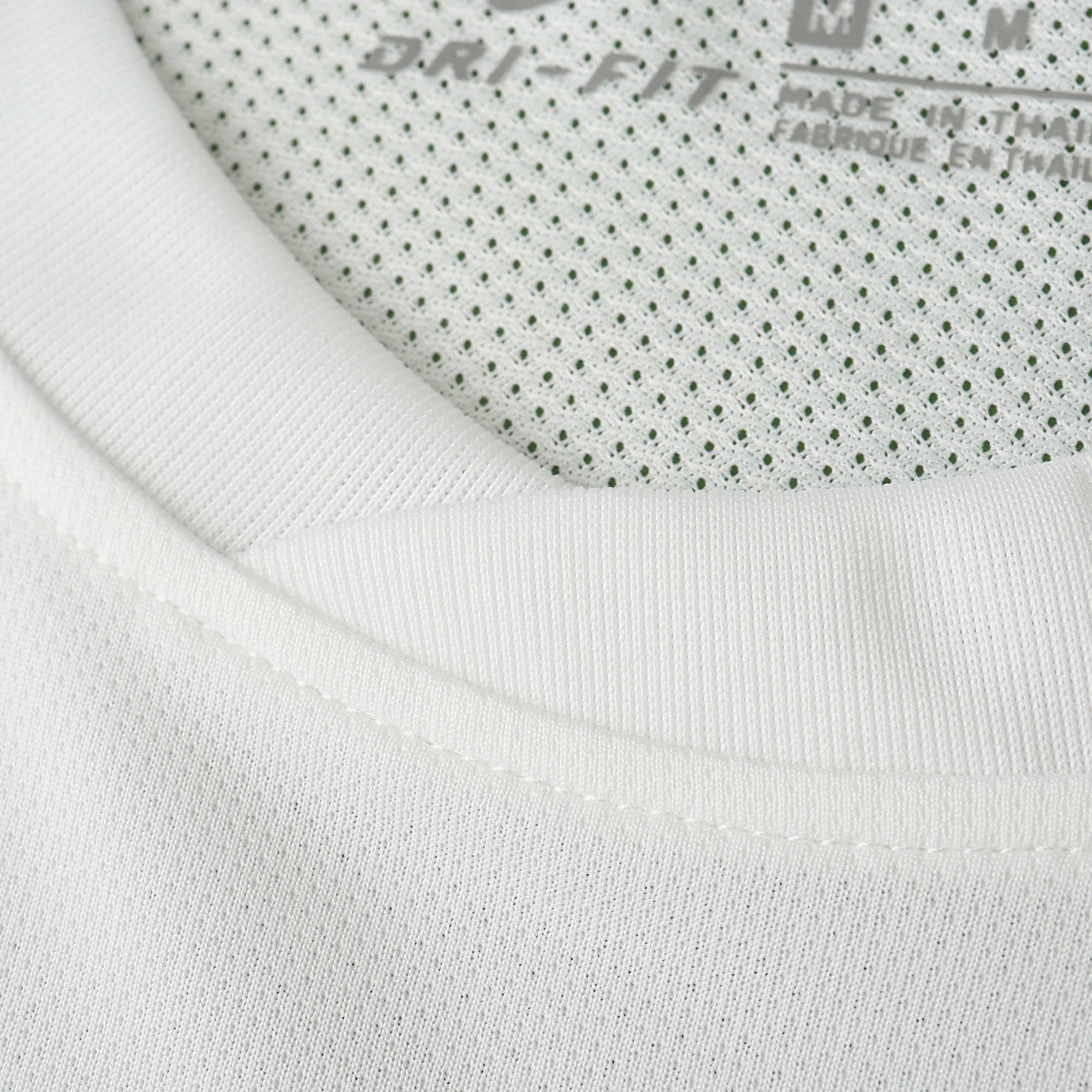Inter Milan - Retro Away 2010 Jersey Pulses Football