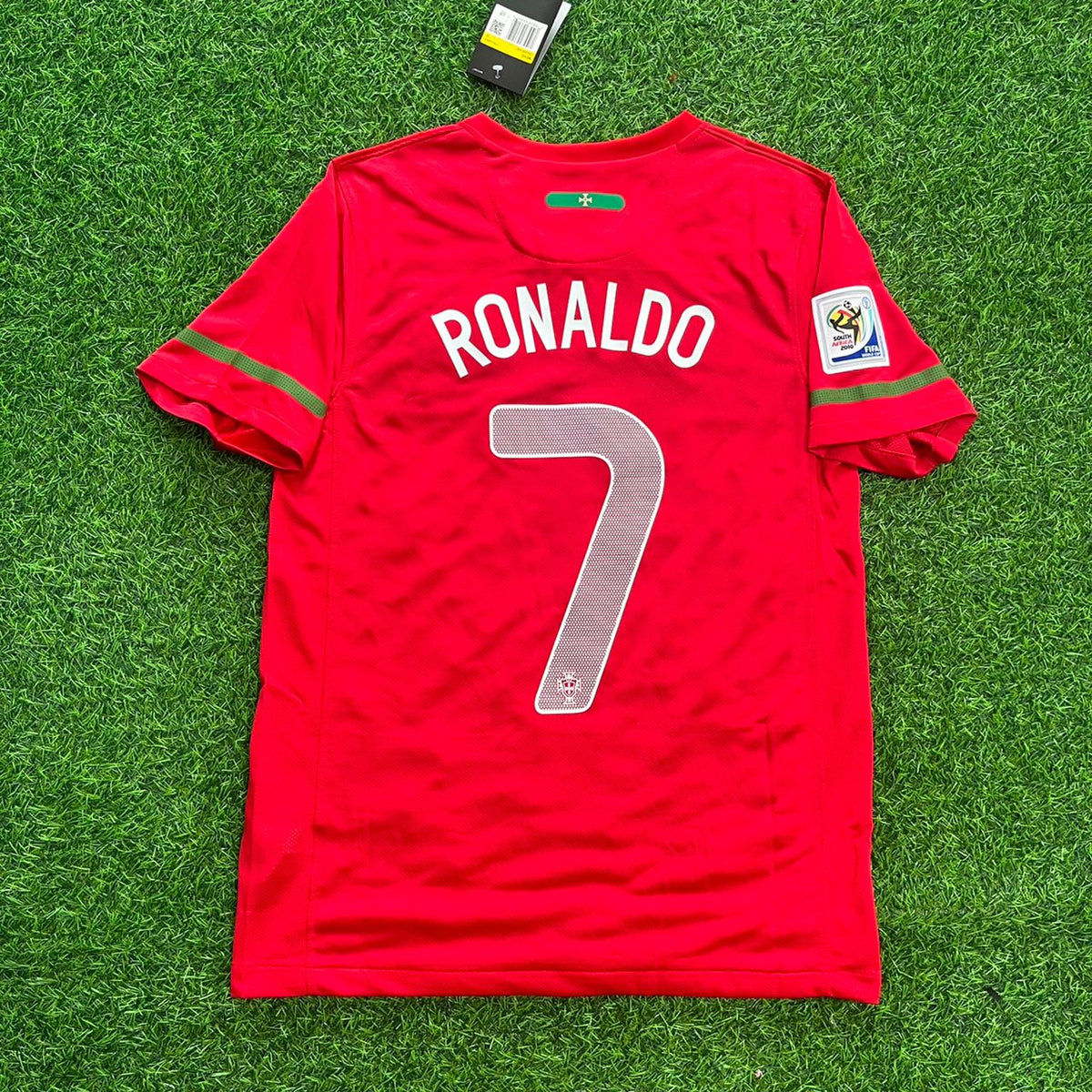 Cristiano Ronaldo Portugal 2010 World Cup Retro Jersey Trikot Maglia Pulses Football