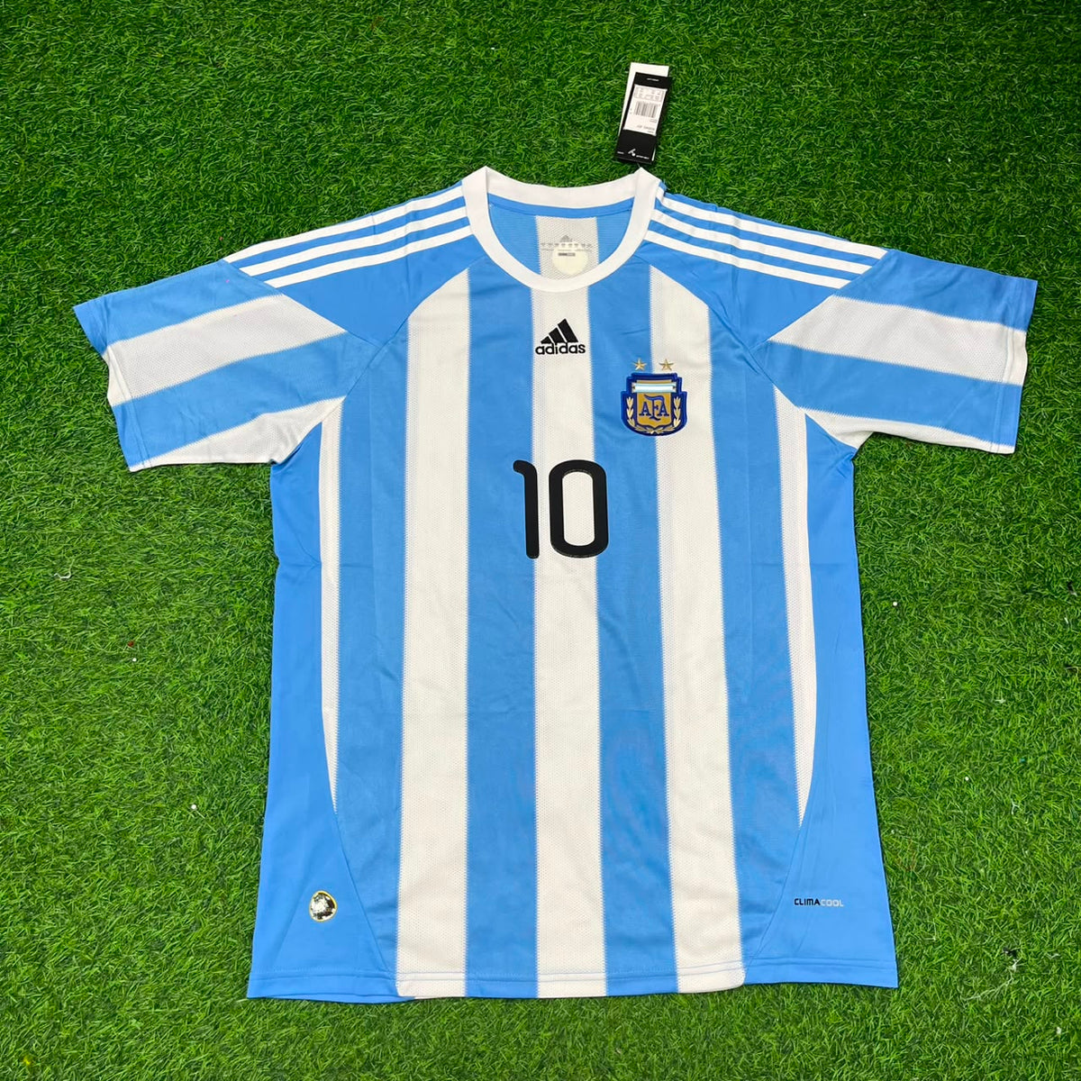 Lionel Messi 10- 2010 World Cup Argentina Retro Jersey Pulses Football
