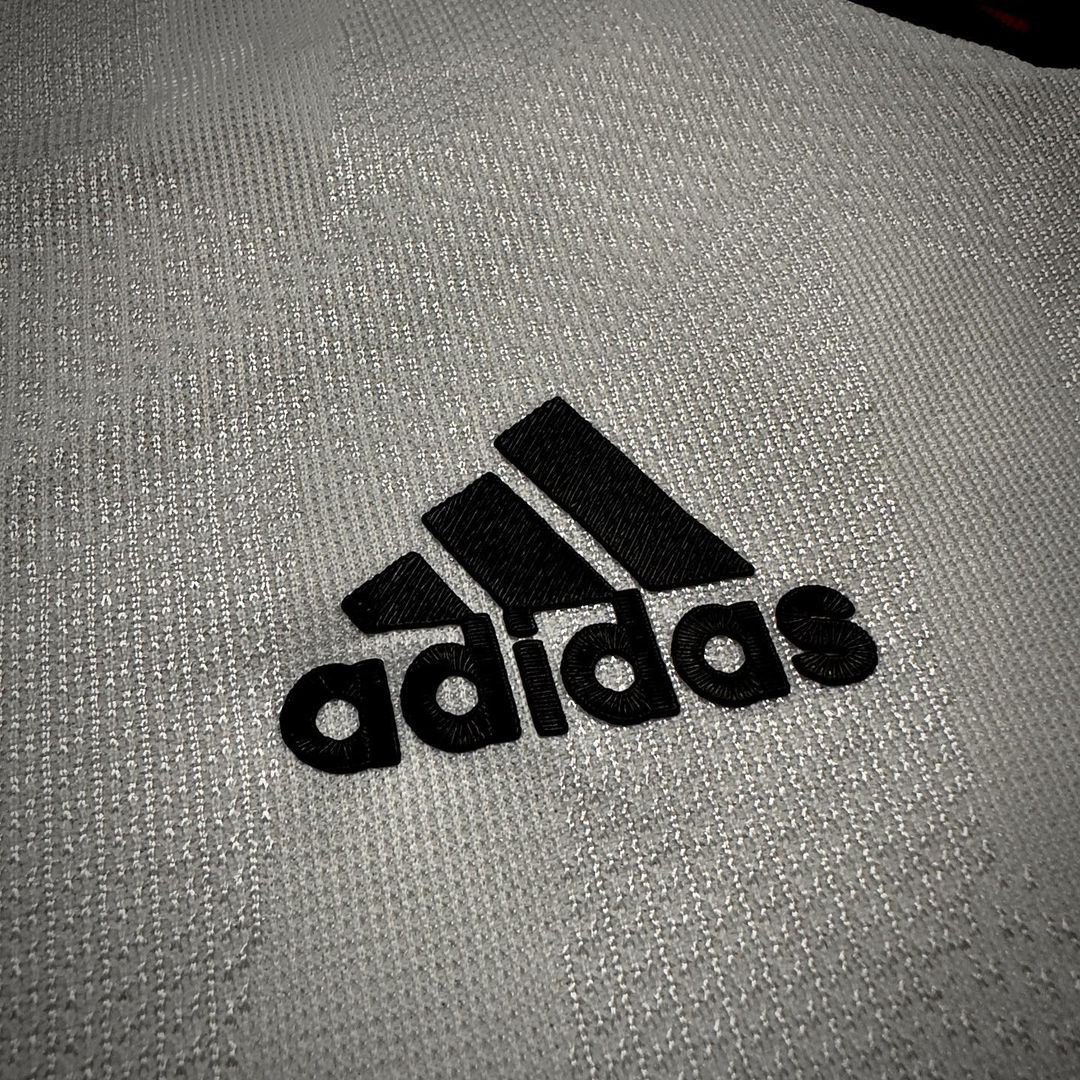 Cristiano Ronaldo Manchester United White 2022 2023 Premier League Jersey Trikot Pulses Football