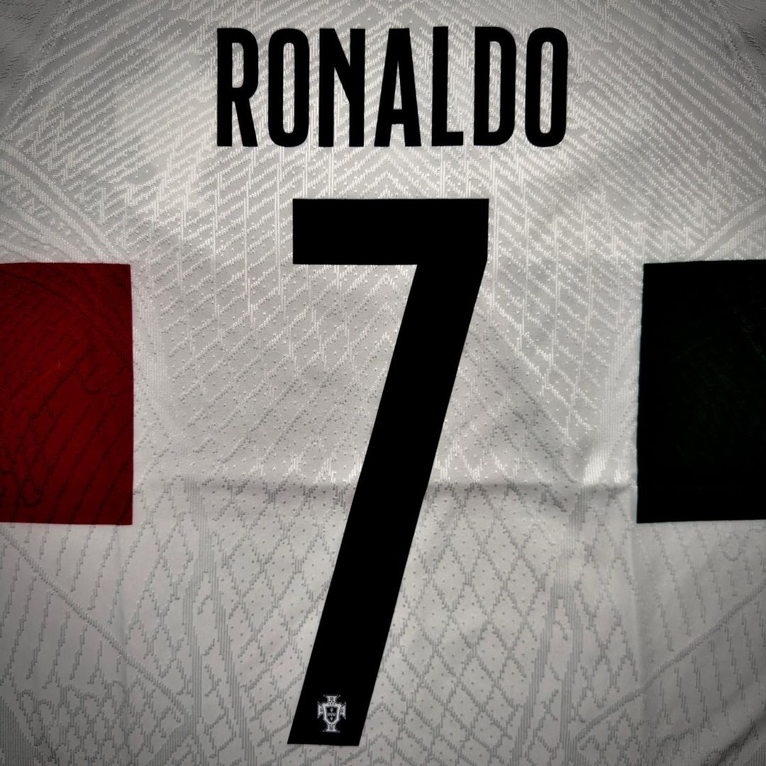 Cristiano Ronaldo Portugal 2022 World Cup Qatar Retro Jersey Trikoy Pulses Football