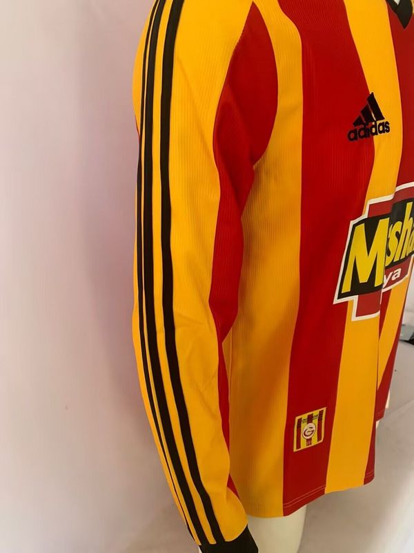 Retro Home 99/00 Men's Long Sleeve Jersey Pulses Football